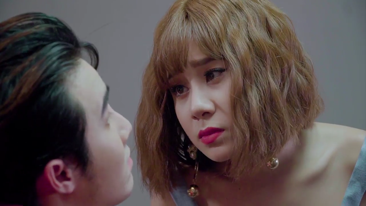 Kẻ vô danh Hồ Ngọc Hà – người hưởng lợi trong cuộc đại chiến lật mặt showbiz